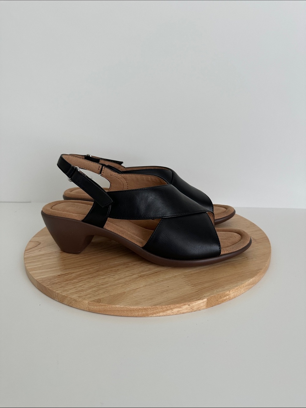 Easy Spirit Womens Chantal Strap Sandals